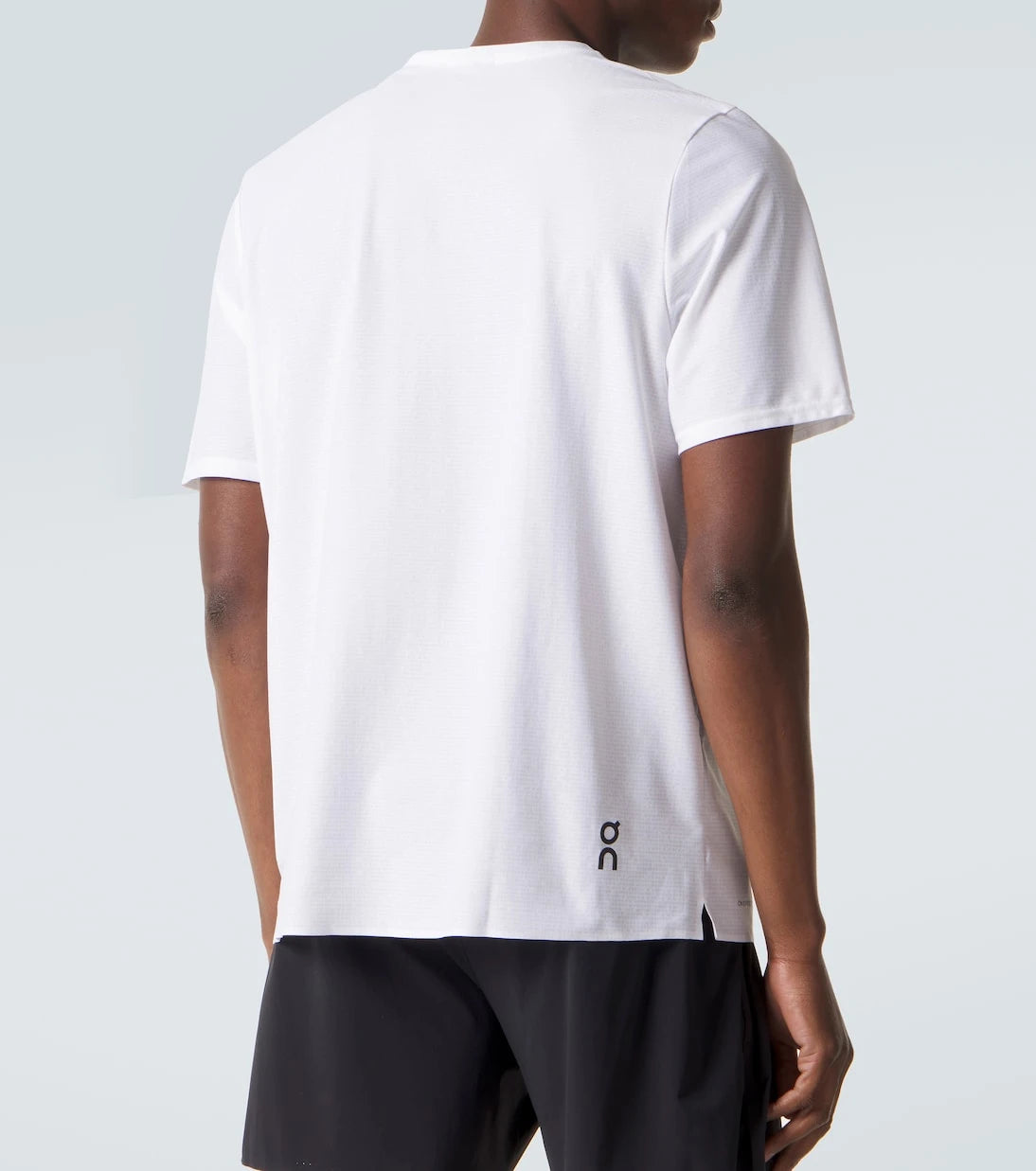 On - Court-T logo T-shirt
