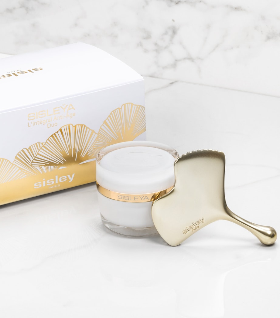 Sisleya L'Integral Anti-Âge and Ginkgo Gua Sha Set