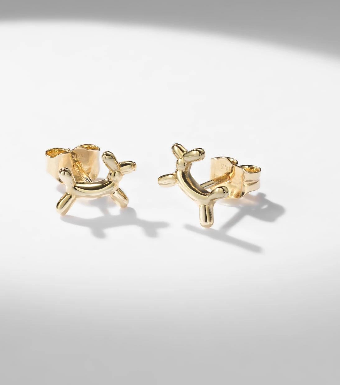 Sydney Evan - Balloon Dog 14kt gold earrings
