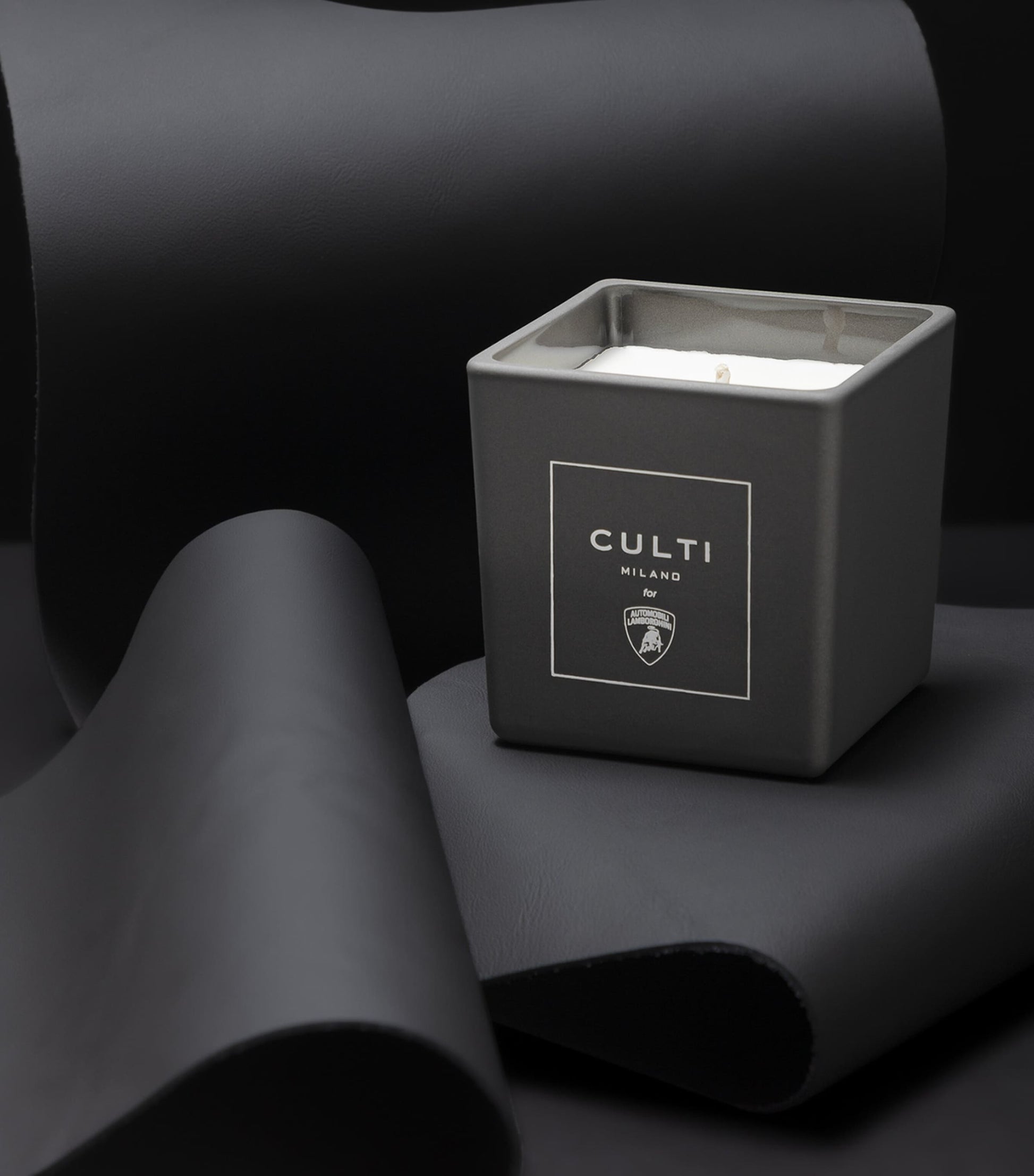 Culti Milano x Lamborghini Grigio Vulcano Candle (210g)
