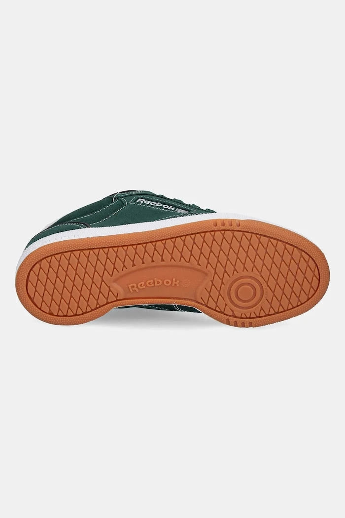Велурени маратонки Reebok Classic CLUB C BULC CLN