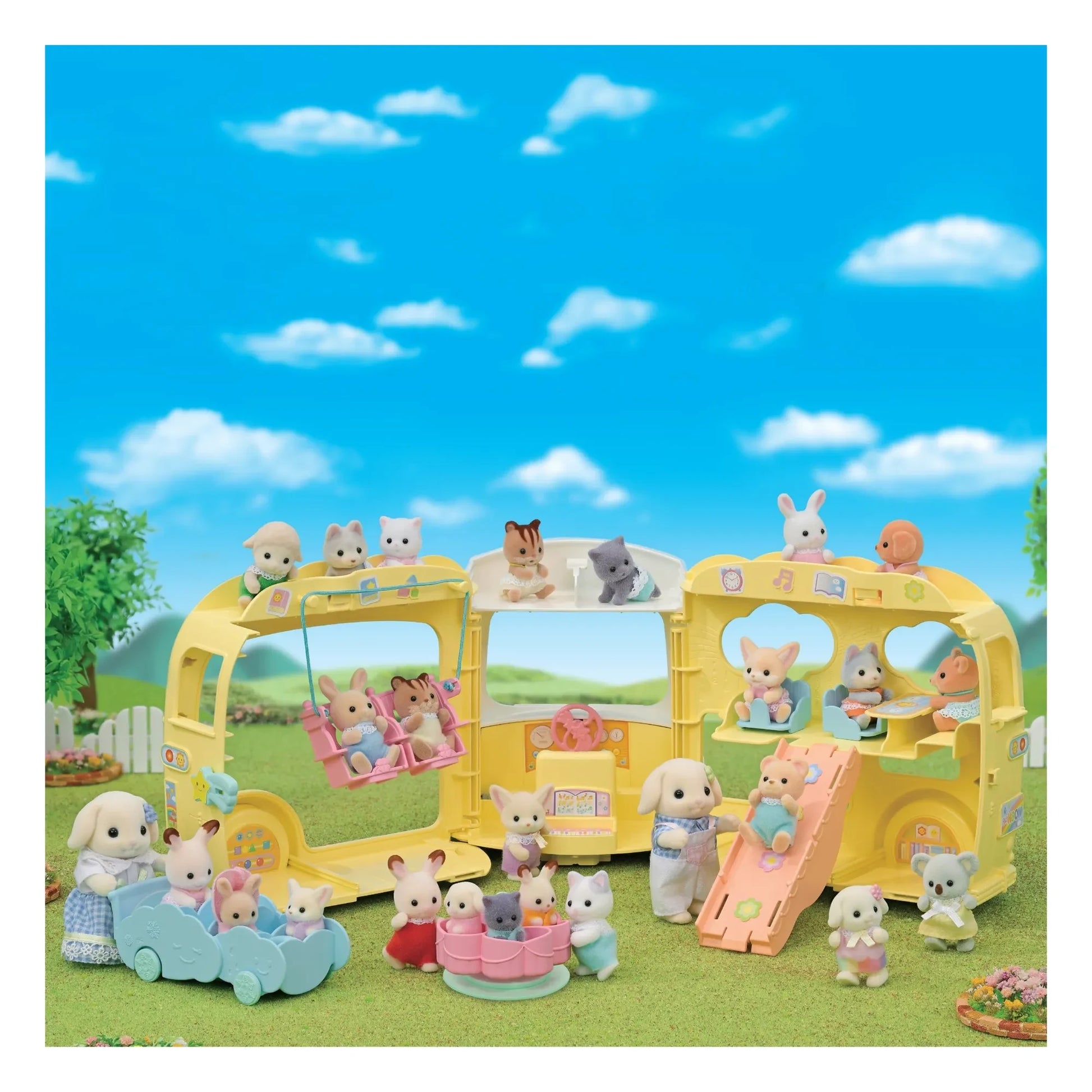 Sylvanian Families - The bus and its playground