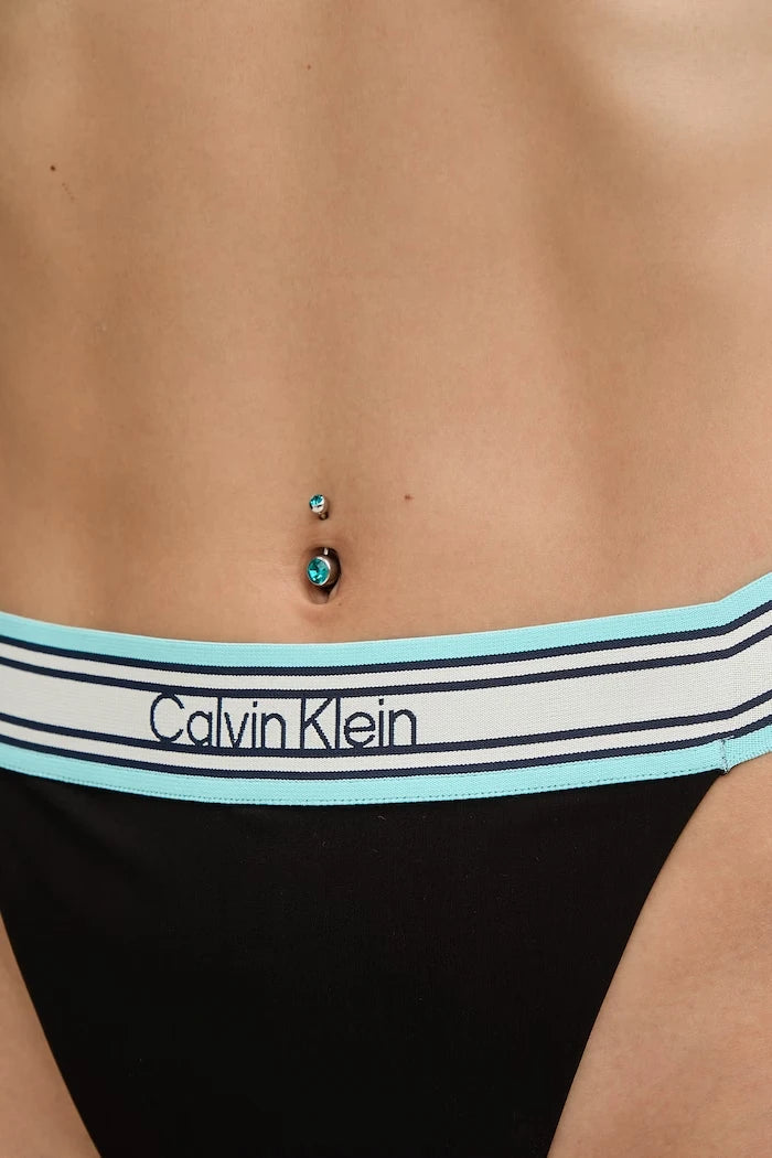 Calvin Klein kadın brazilian bikini altı