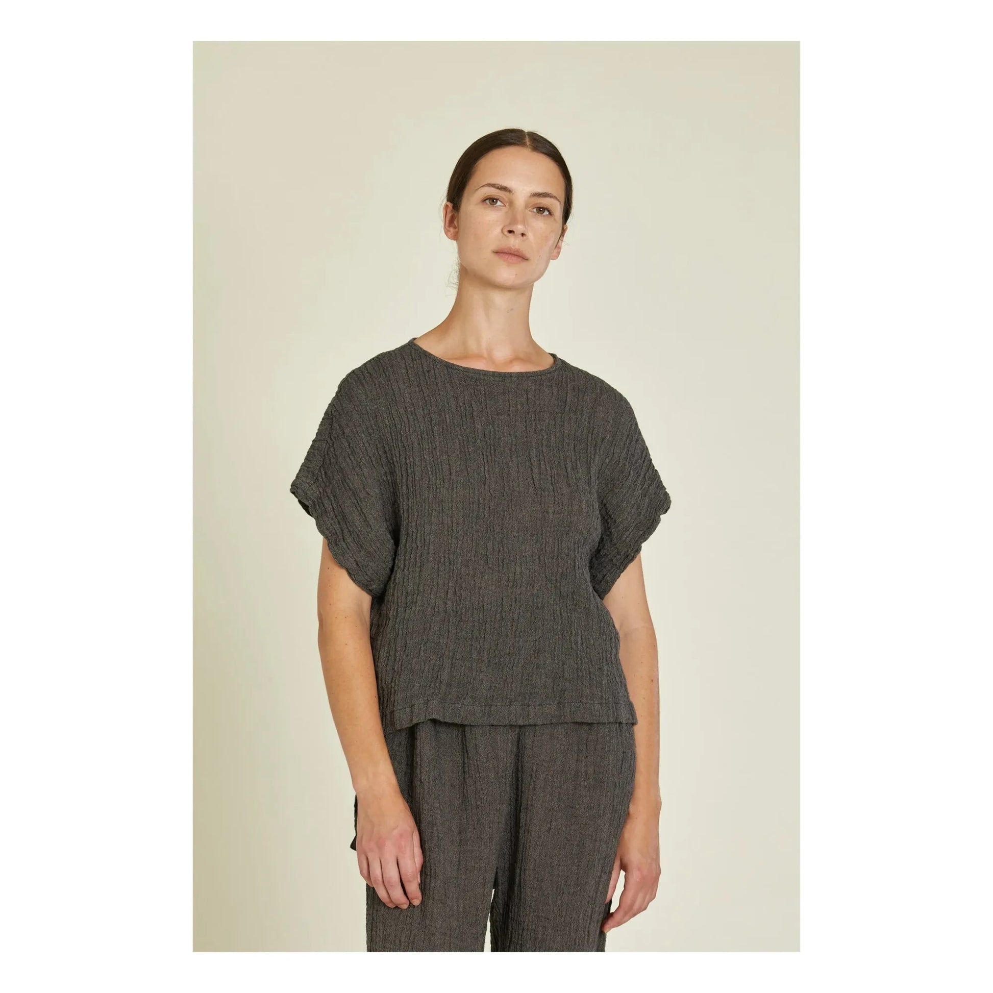 Black Crane - Basic Linen Top | Slate grey
