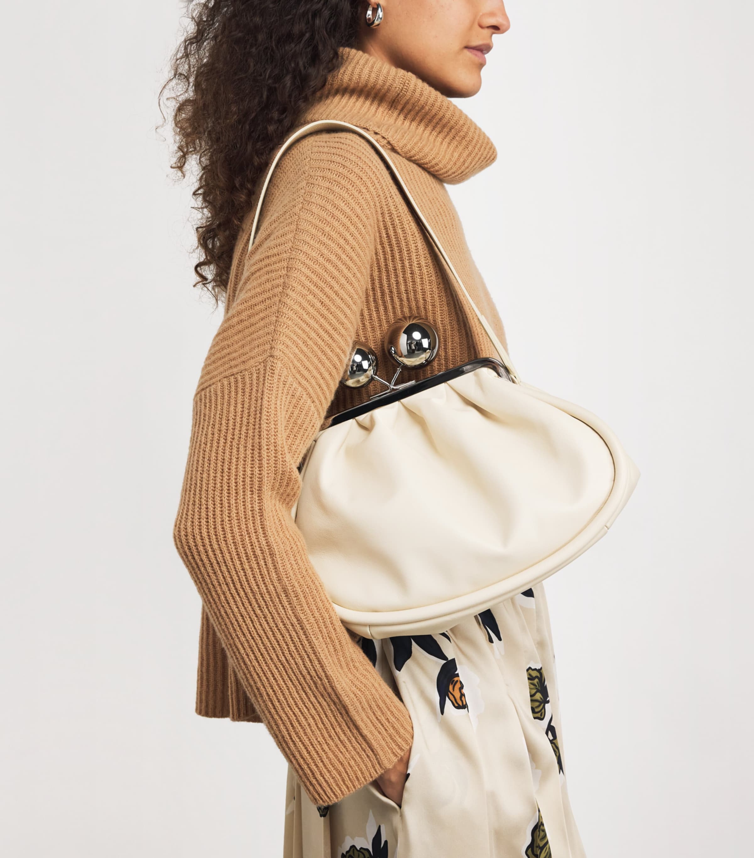 Weekend Max Mara White Medium Leather Pasticcino Clutch Bag