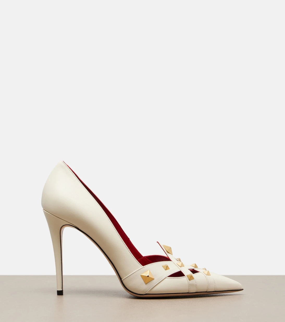 Valentino Garavani - Studdy leather pumps