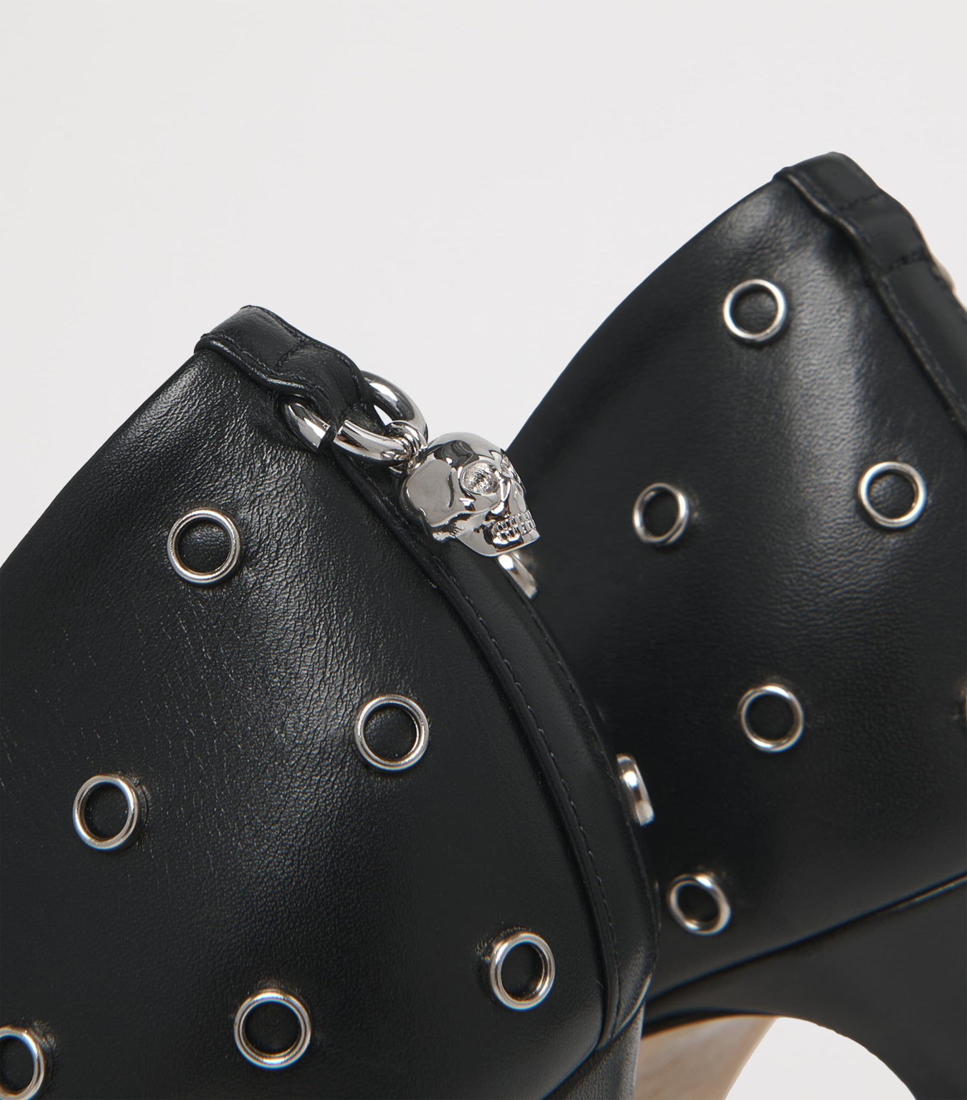 Leather Eyelet-Detail Pumps 100