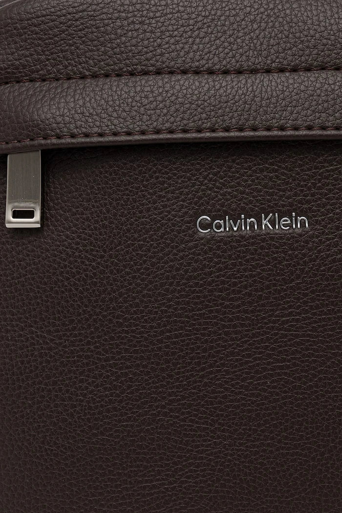 Calvin Klein erkek suni deri omuz çantası