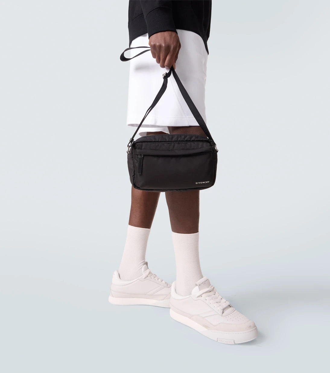 Givenchy - Essential crossbody bag