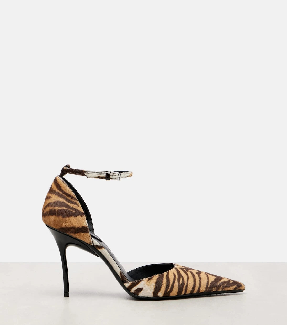 Alaïa - 90 tiger-print calf hair pumps