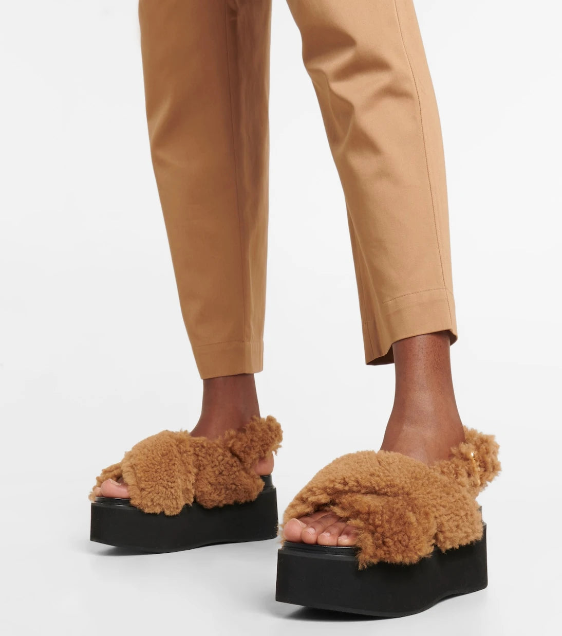 Marni - Fussbett shearling platform sandals