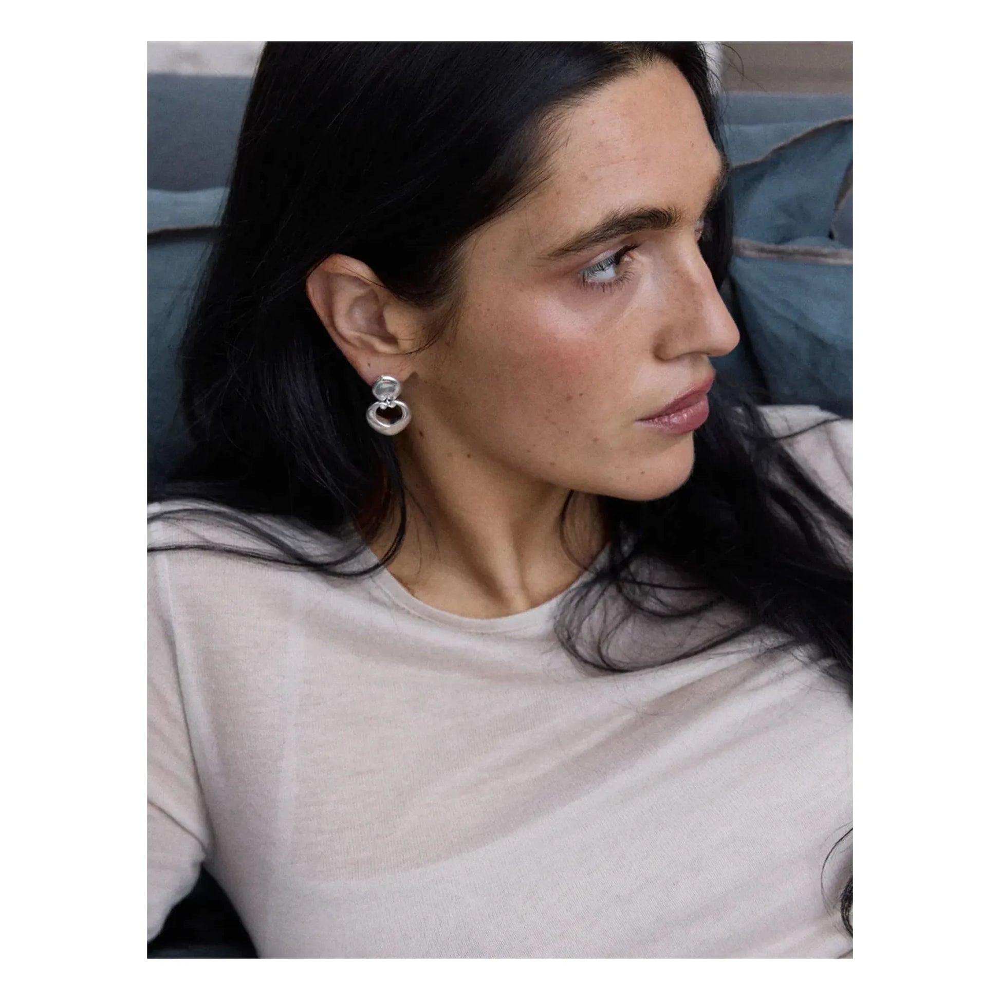 Louise Damas - Les Volutes Earrings | Silver