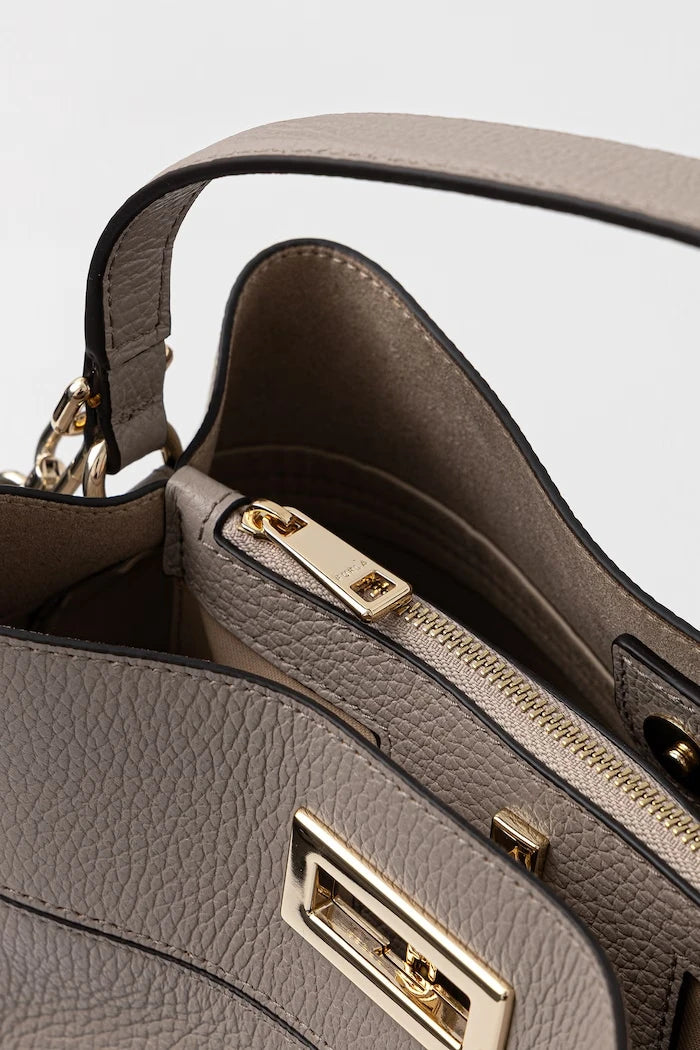 Furla чанта crossbody дамска от кожа
