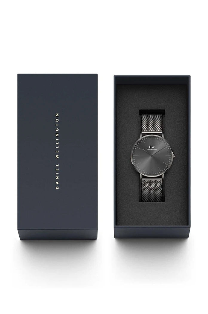 Часовник Daniel Wellington