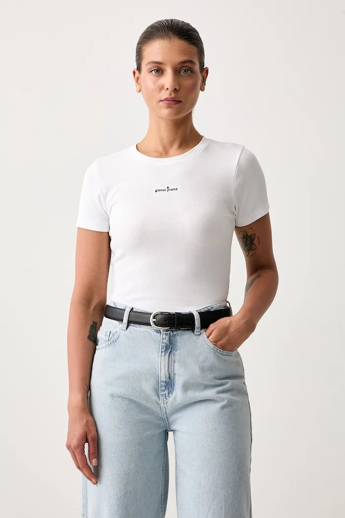 Guess Jeans pamuk ve elastanlı kadın tişörtü