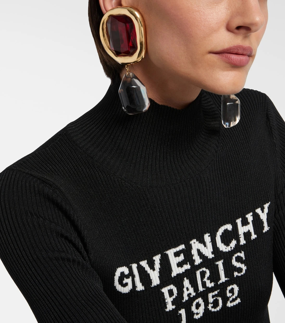 Givenchy - Süslü sarkıt küpeler