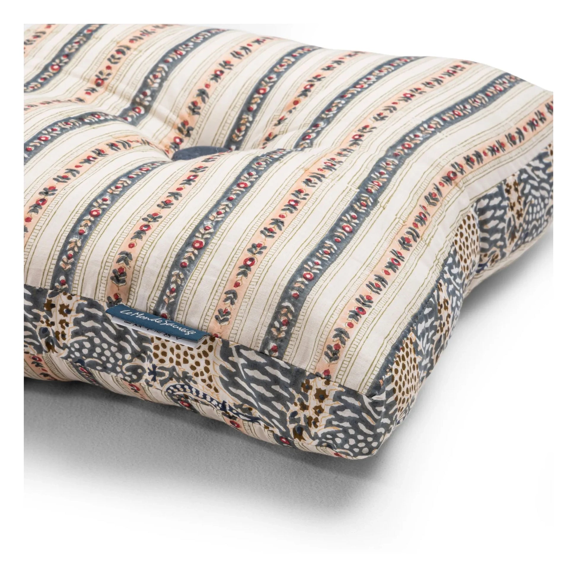 Le Monde Sauvage - Boréal London cushion | Blue