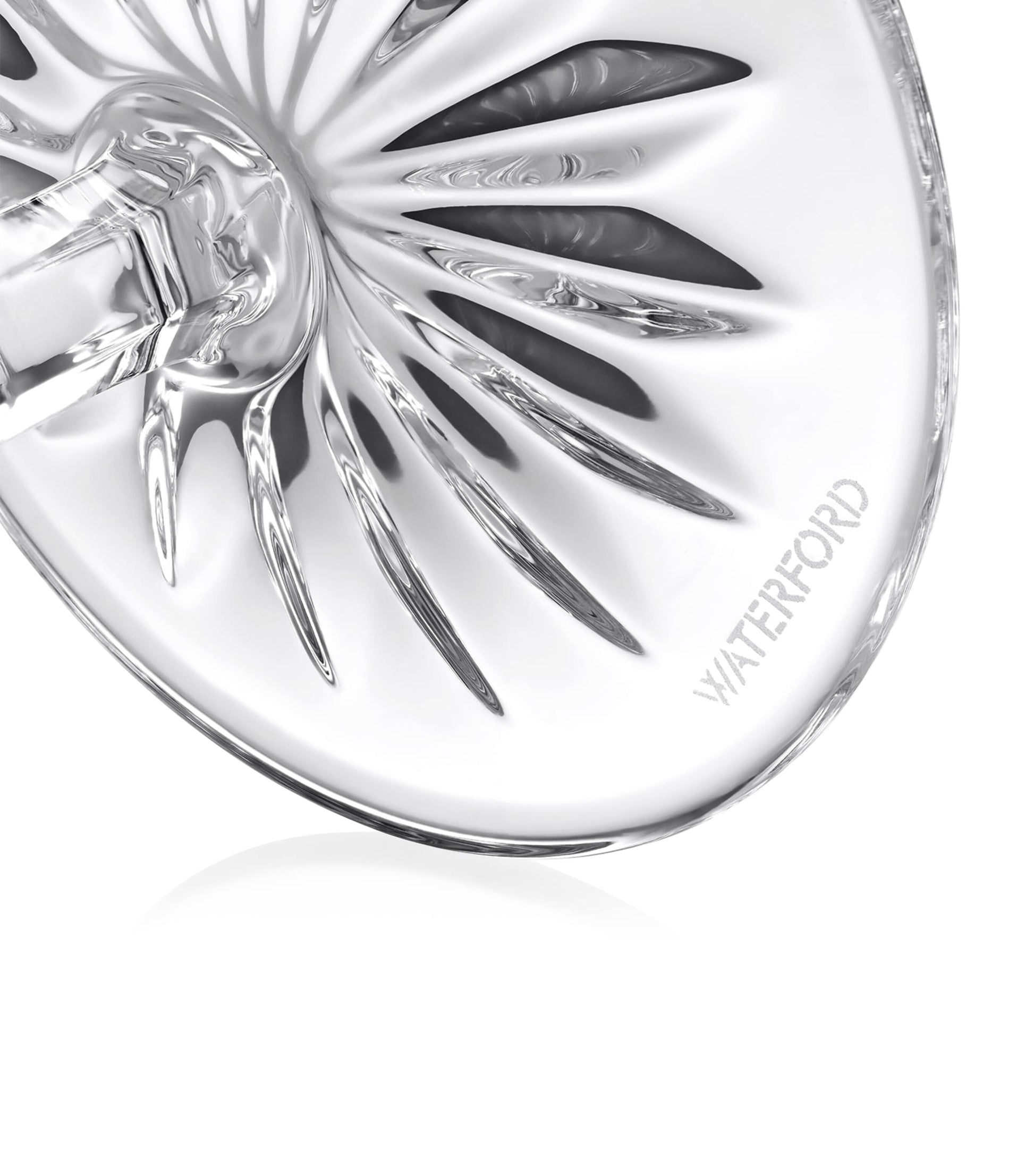 Set of 2 Lismore Toasting Flutes (170ml)