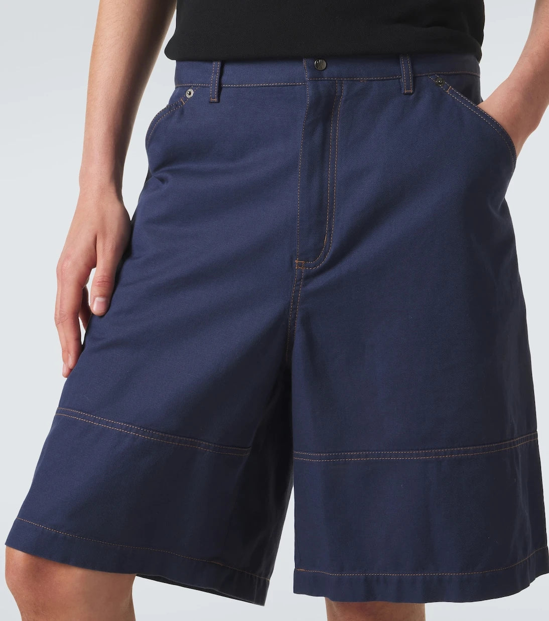 Moncler - Cotton and linen gabardine shorts
