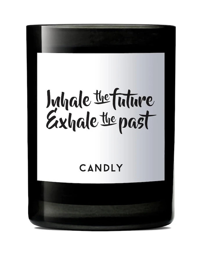 Candly - Ароматна соева свещ Inhale the future/Exhale the past 250 g