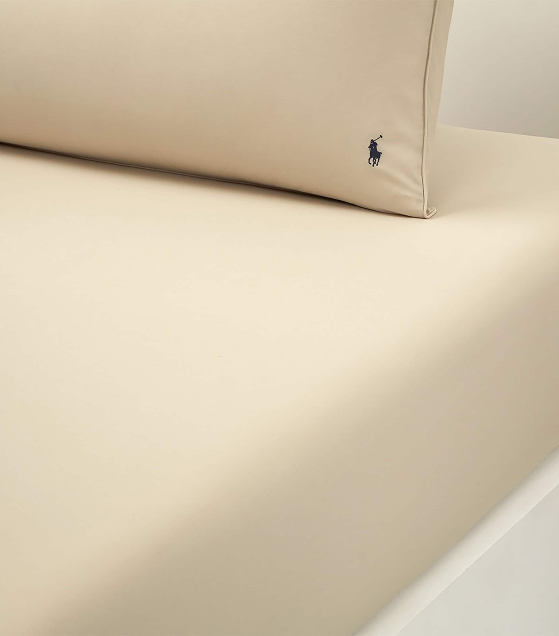 Cotton Player Double Fitted Sheet (140cm x 200cm)
