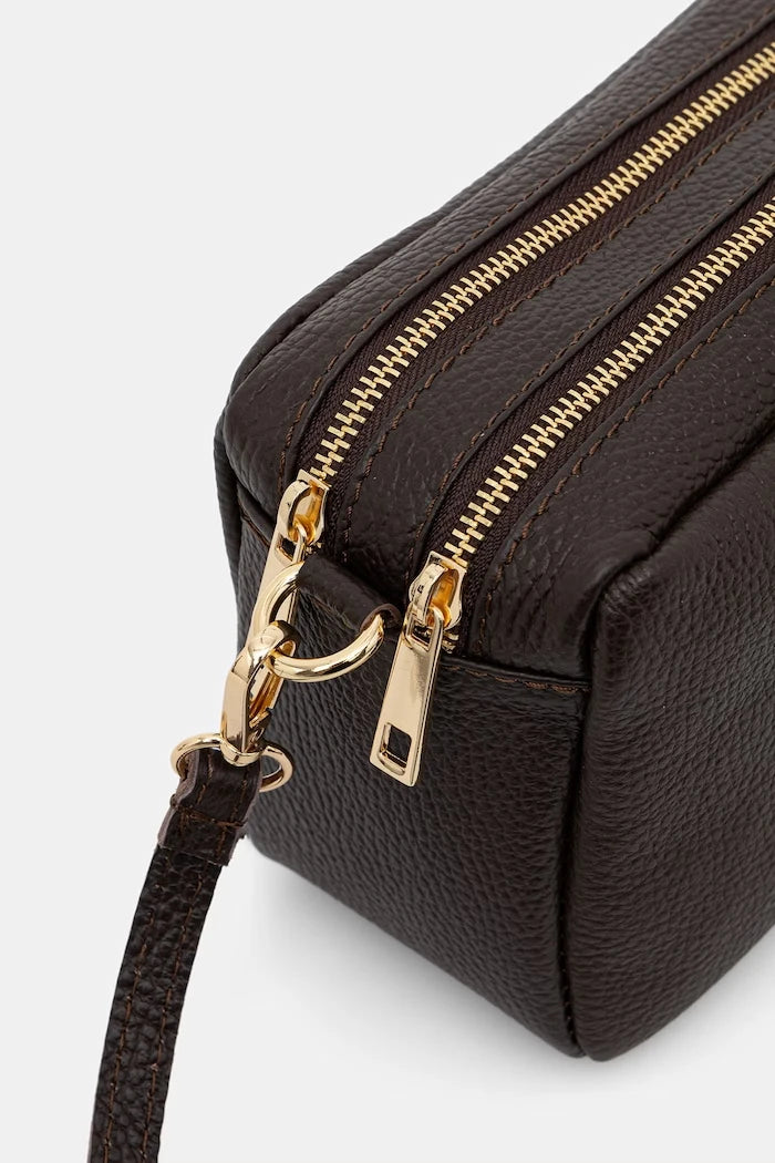Answear.LAB kadın deri crossbody çanta