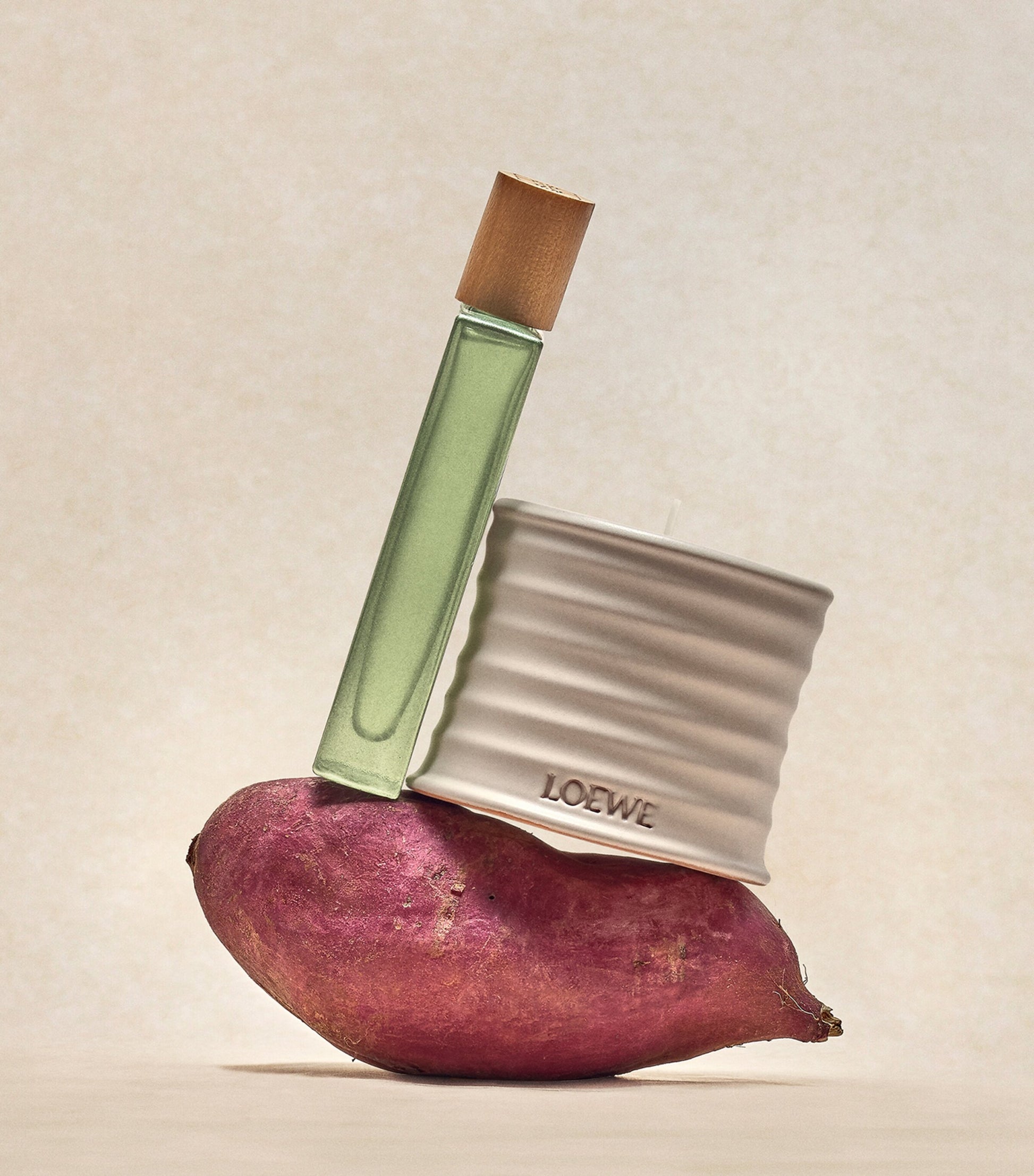 LOEWE Small Oregano Scented Candle