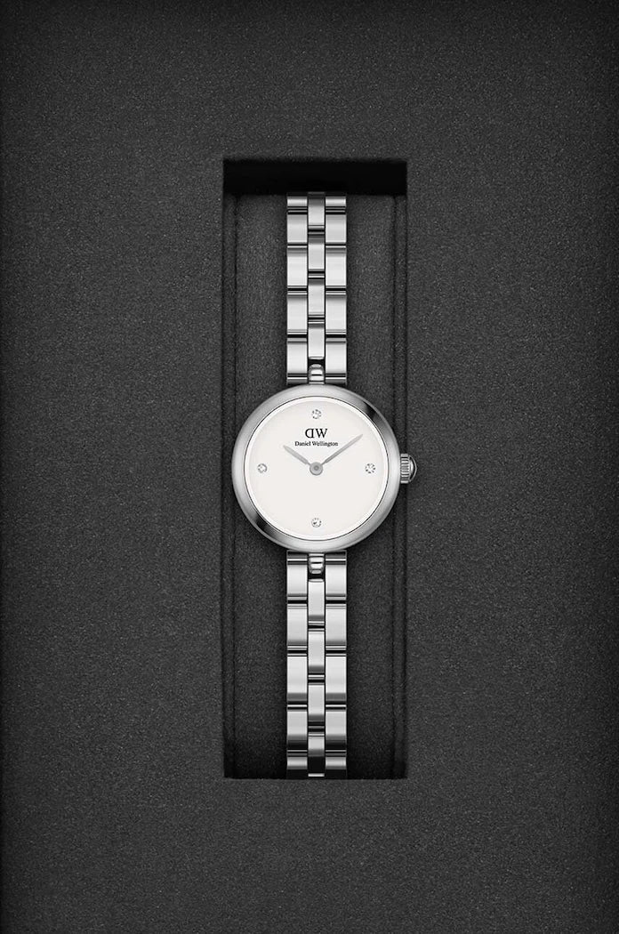 Часовник Daniel Wellington