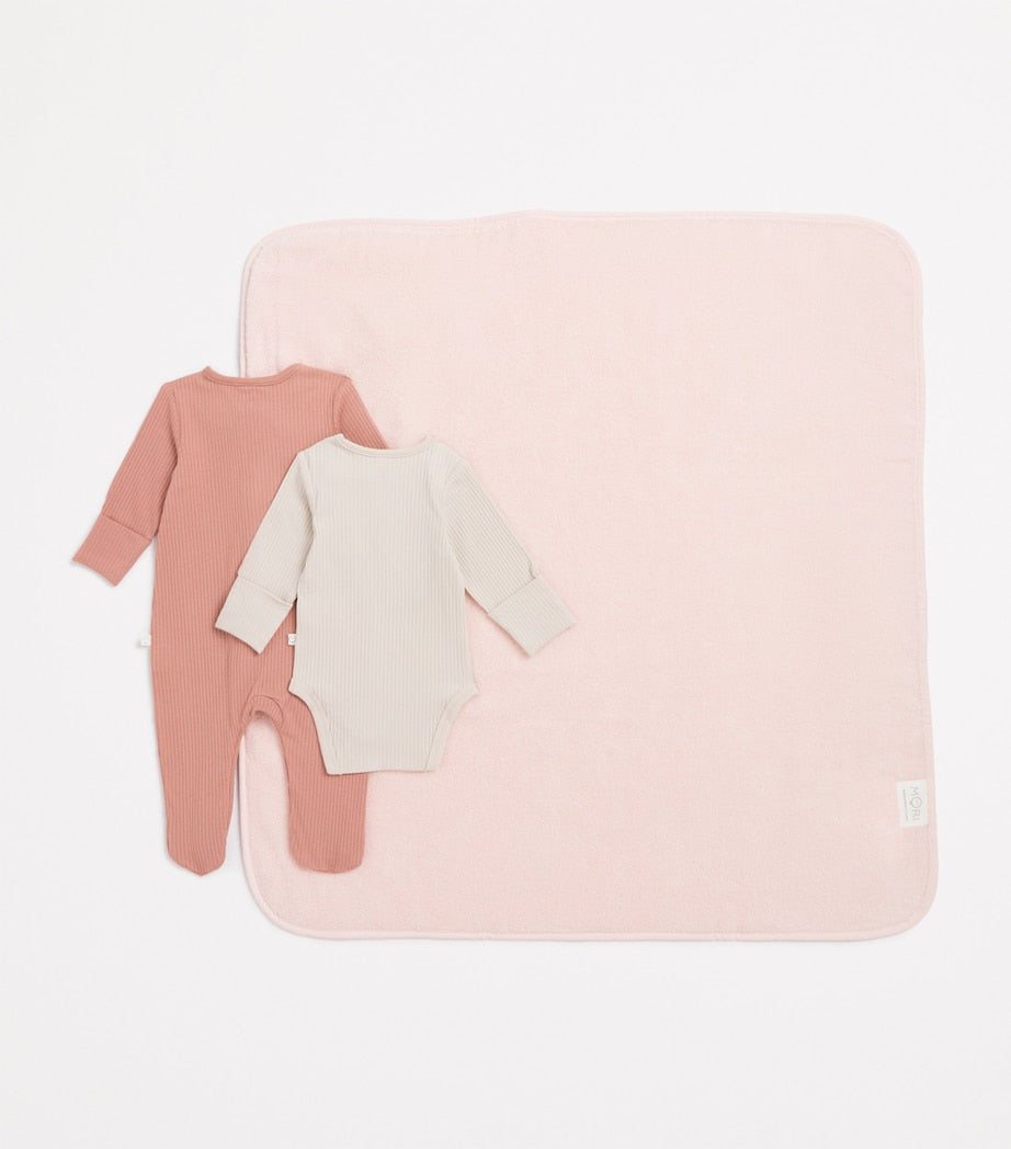 Soak and Sleep Newborn Set (0-3 Months)