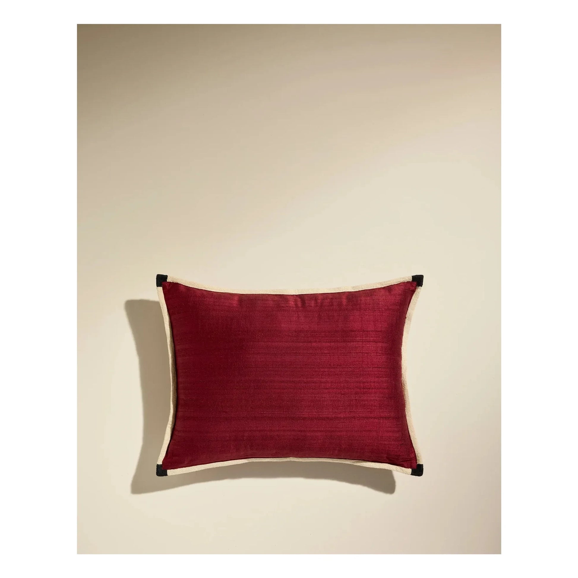 Maison Sarah Lavoine - Séquence silk cushion | Red