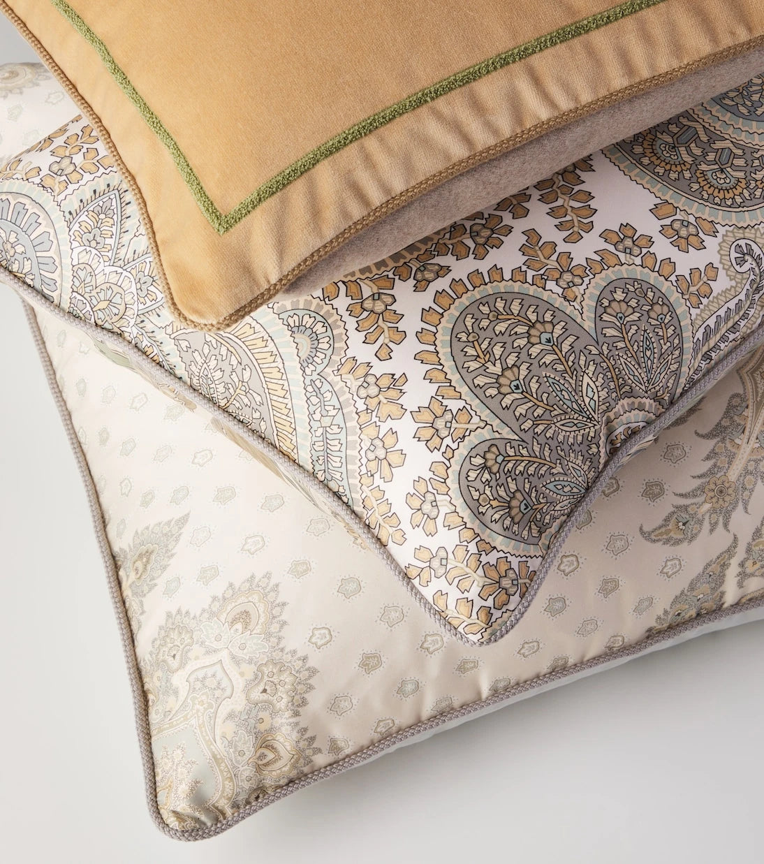 Etro - وسادة من القطن والصوف بشعار سبونج