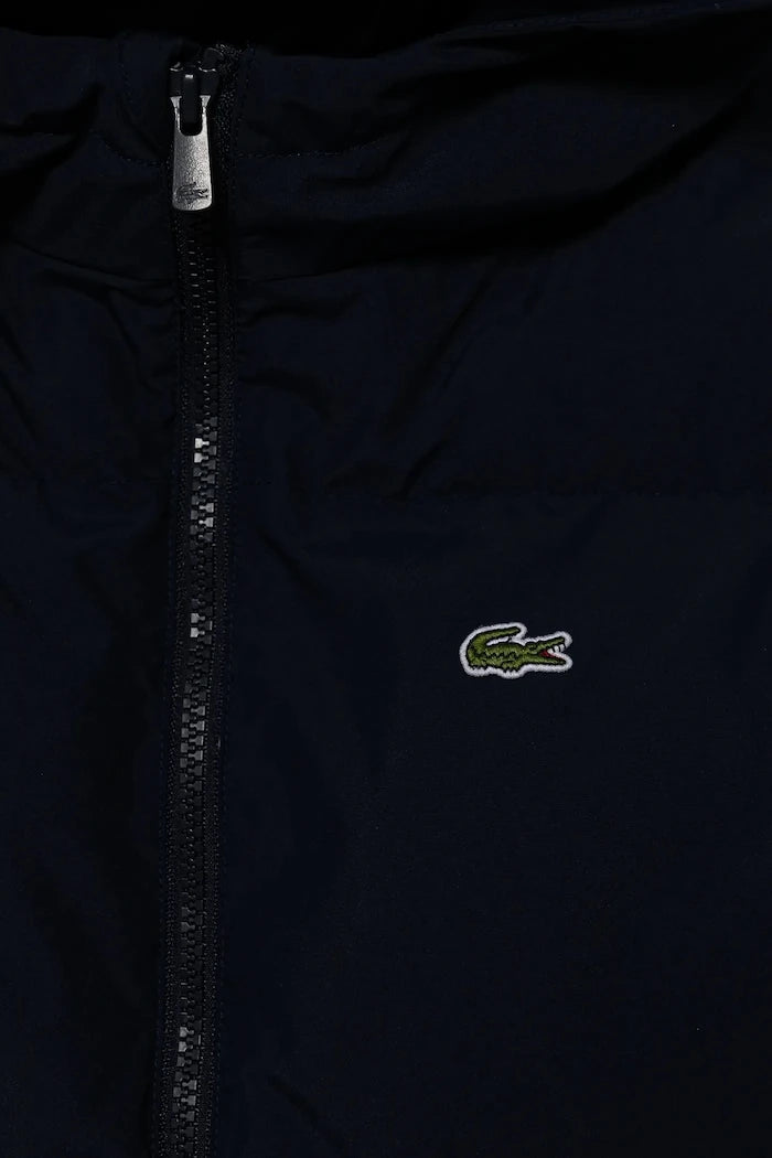 Яке Lacoste
