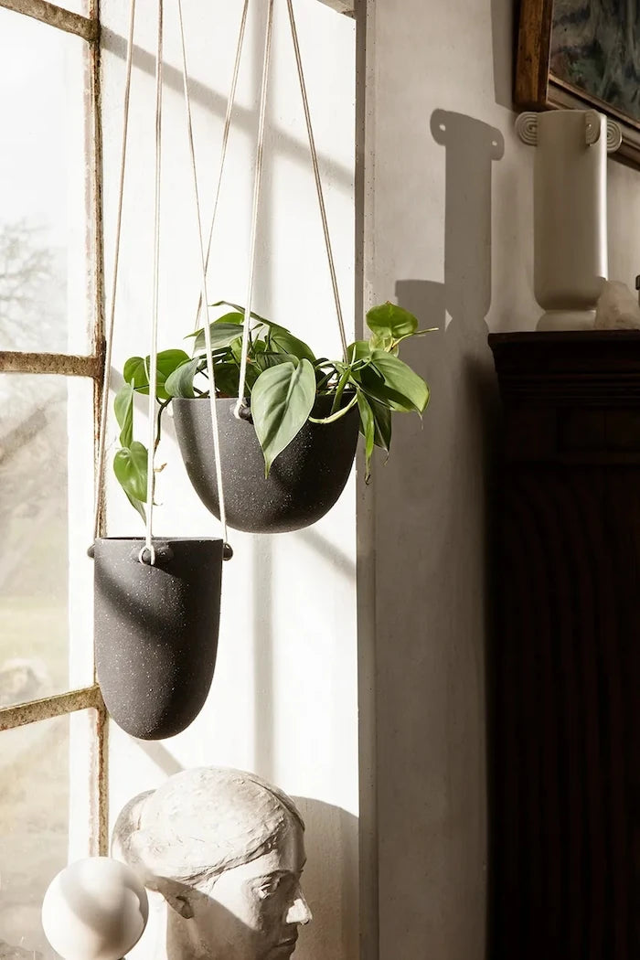 Висяща саксия ferm LIVING Speckle 20,5 x 15 cm