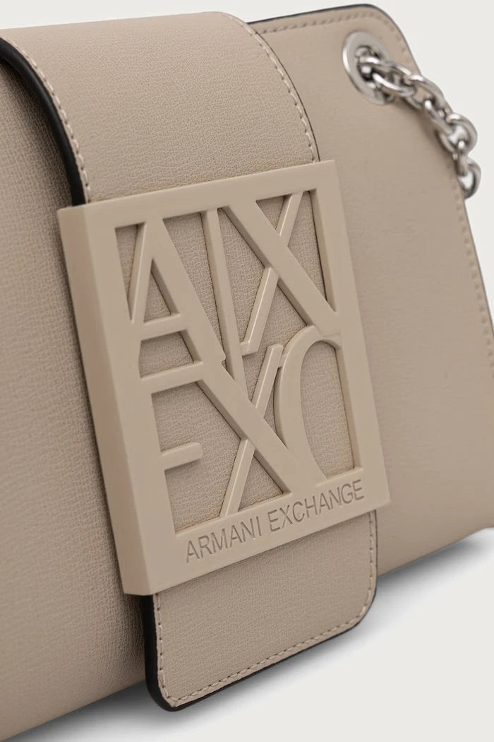 Armani Exchange ayarlanabilir askılı kadın suni deri çanta