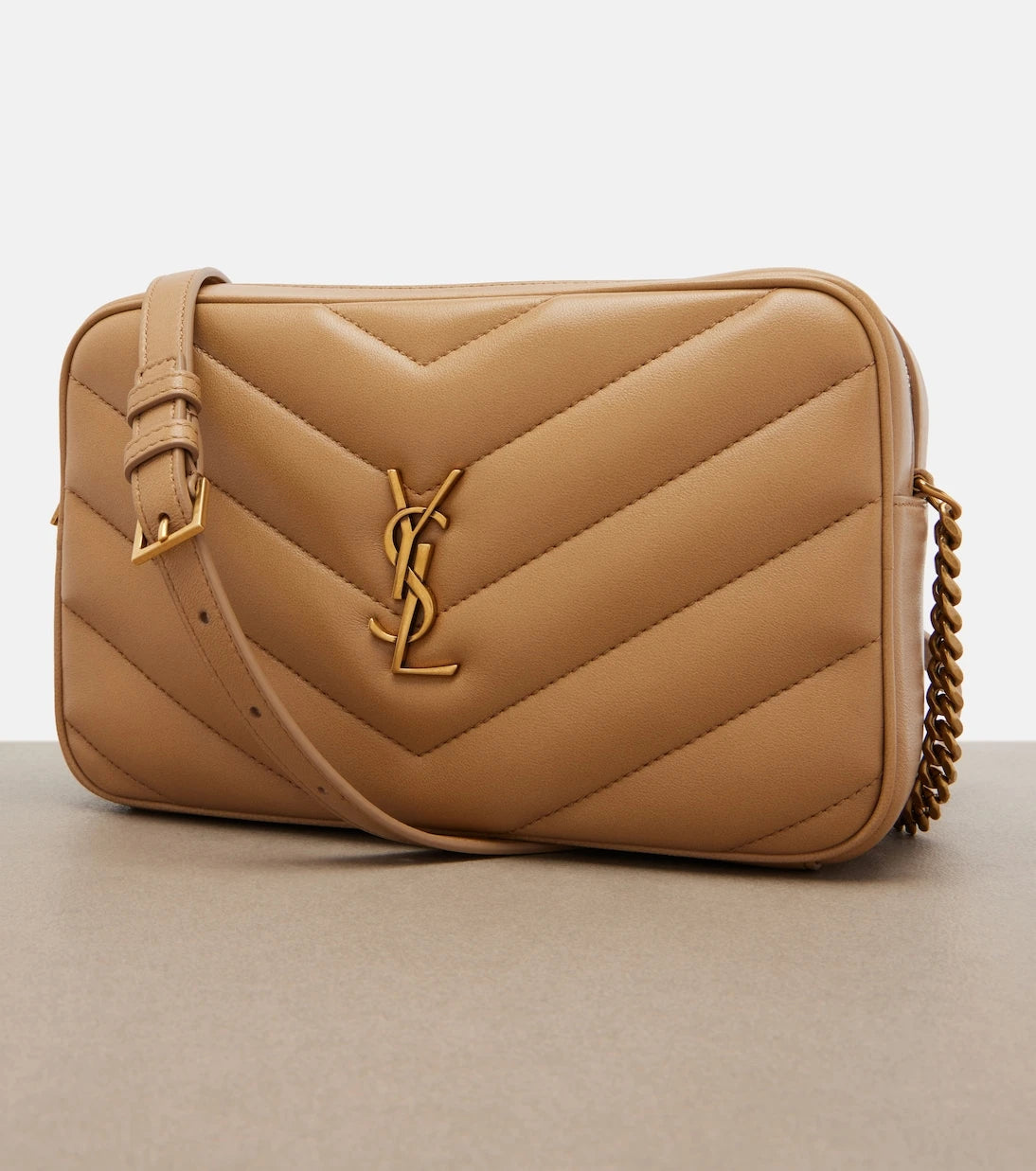 Saint Laurent - Loulou Medium leather camera bag