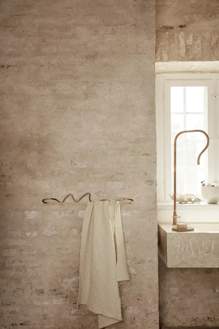 Закачалка за кърпи ferm LIVING Curvature