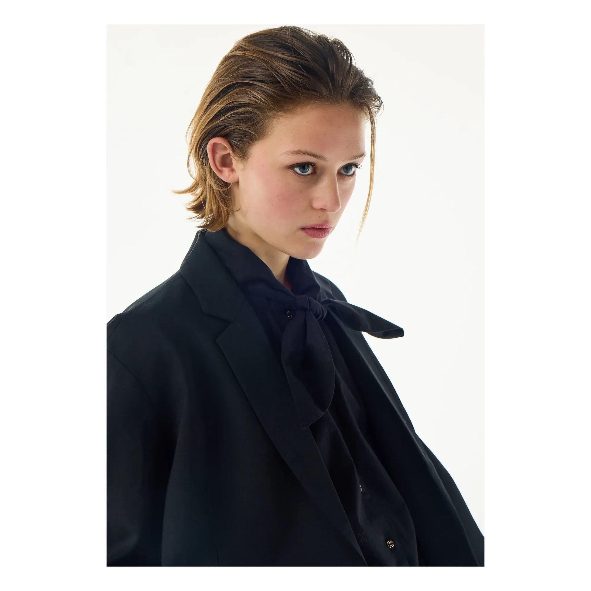 BELLEPIECE - Tailoring London Virgin Wool Jacket | Black