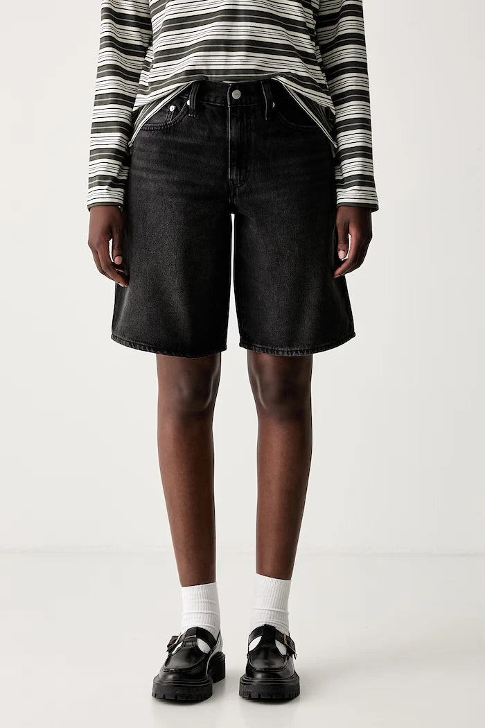 Levi's pamuklu kadın kısa şort SQUARE PEG