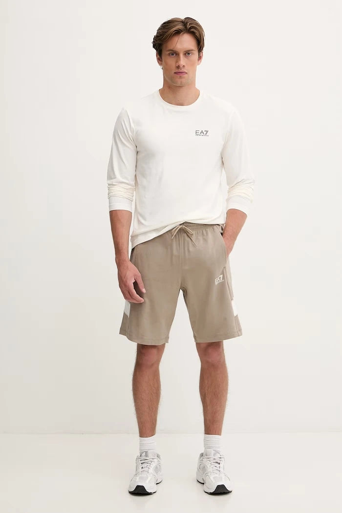 EA7 Emporio Armani erkek pamuklu kısa pantolon