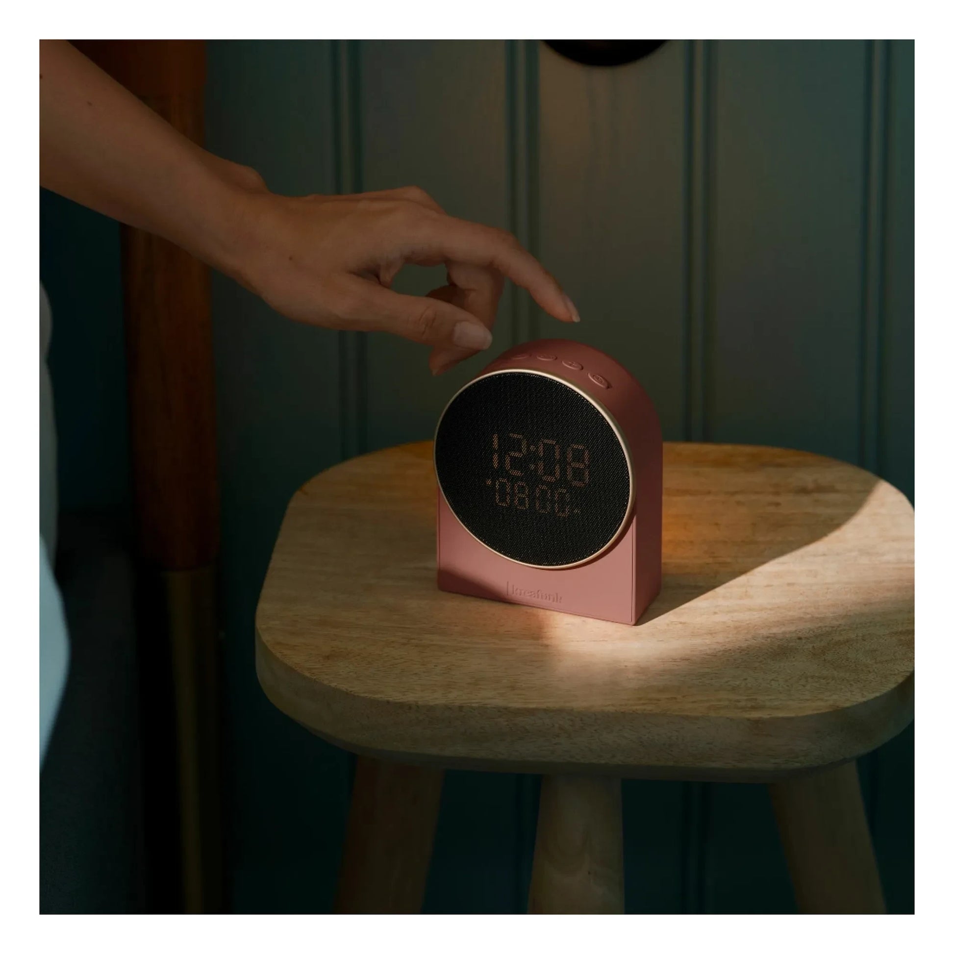Kreafunk - Ivy alarm clock | Terracotta