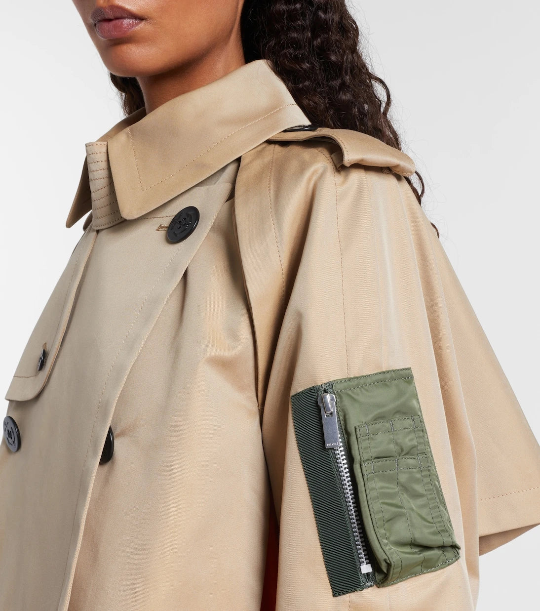 Sacai - سترة من مزيج الغبردين والتويل القطني