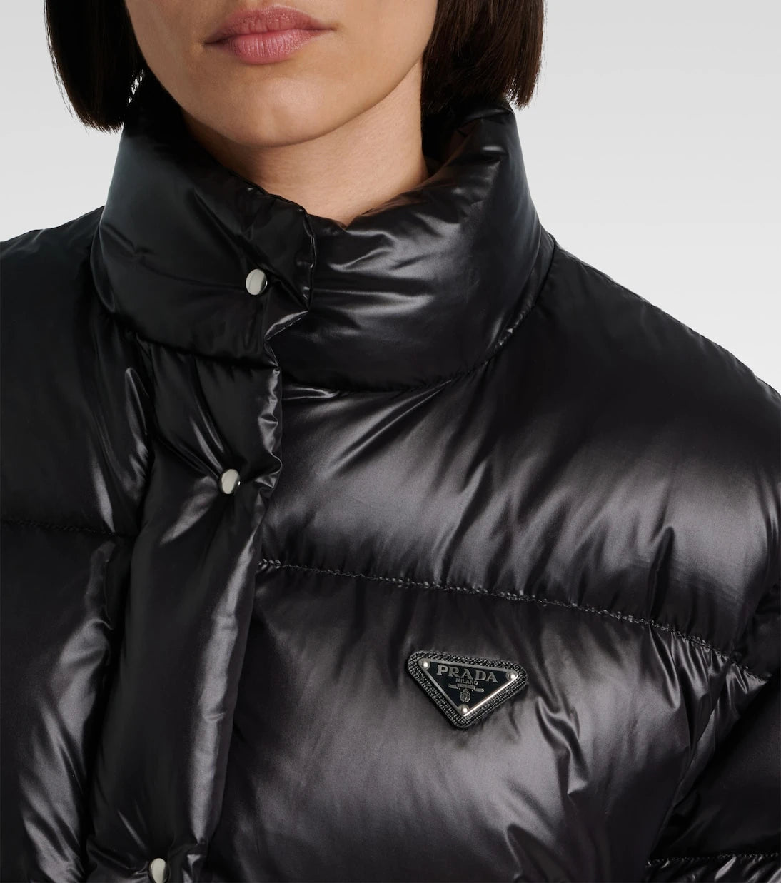 Prada - جاكيت قصير Re-Nylon محشو بالزغب