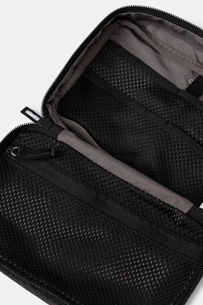 Calvin Klein козметична чанта мъжка
