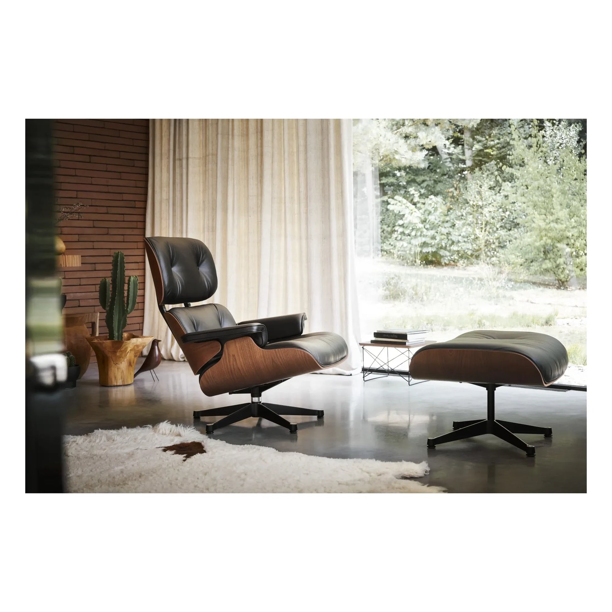 Vitra - Lounge Chair & Ottoman - Charles & Ray Eames, 1956