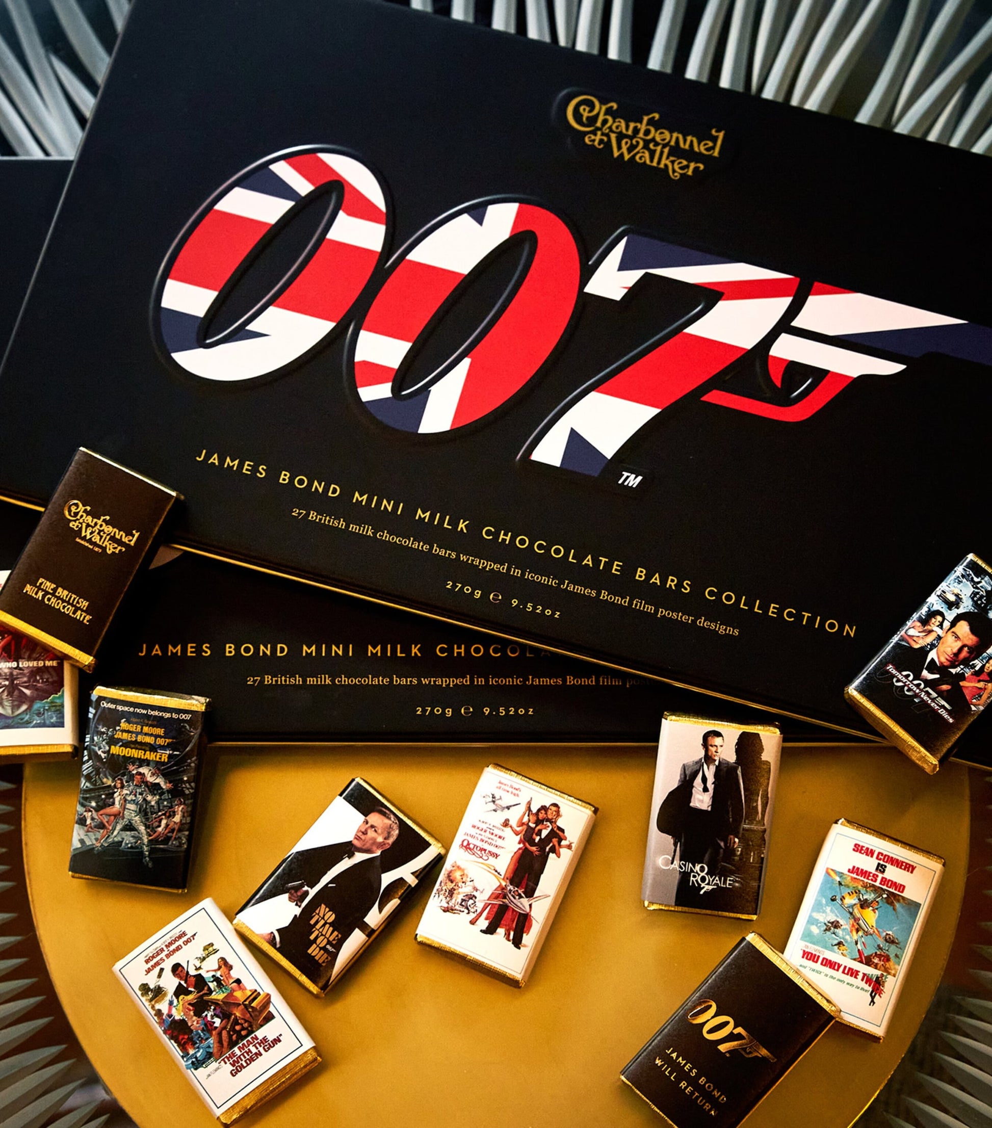 Charbonnel et Walker James Bond Mini Chocolate Bar Selection (270g)