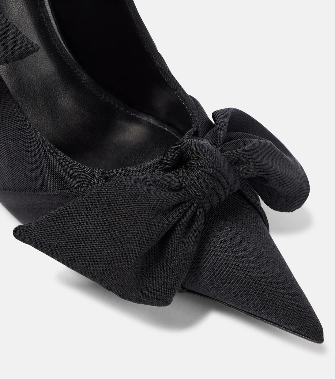Balenciaga - حذاء بكعب عالٍ بعقدة فيونكة من طراز Knife