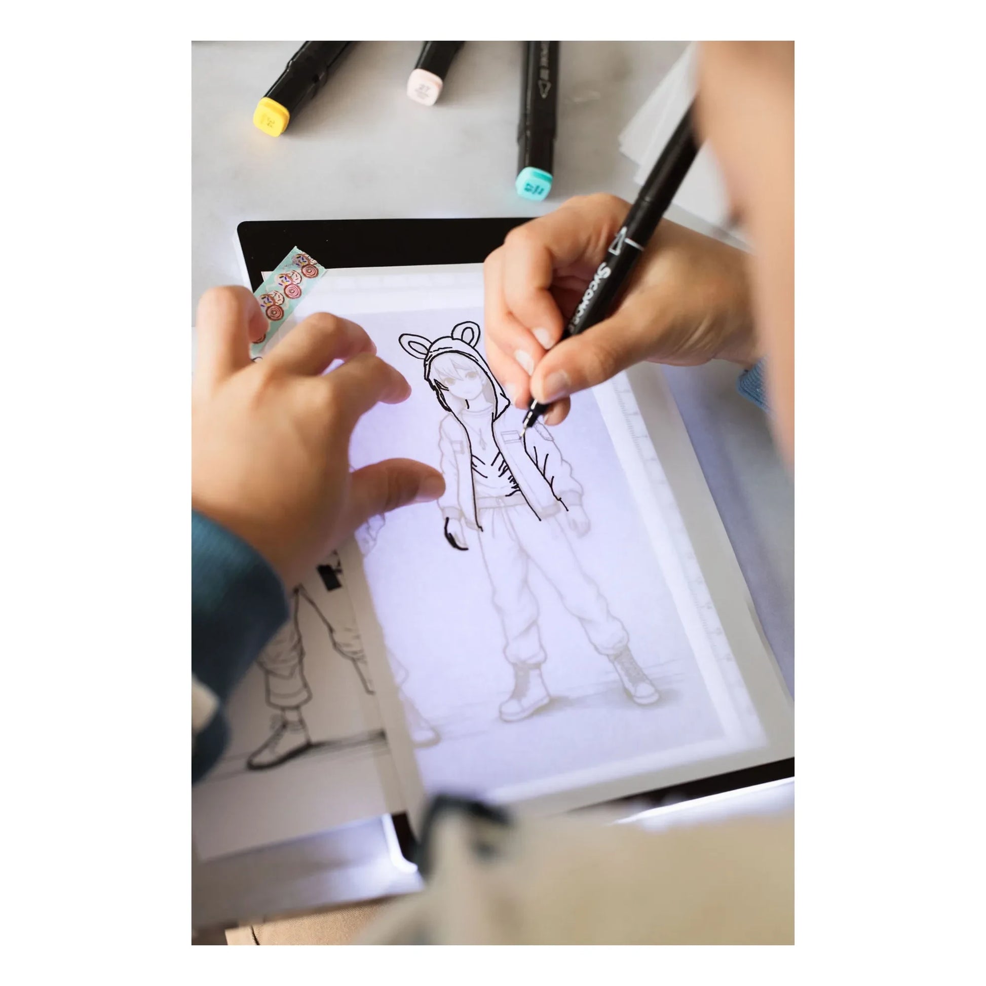 Sycomore - Manga - Rechargeable light tablet Manga character creation