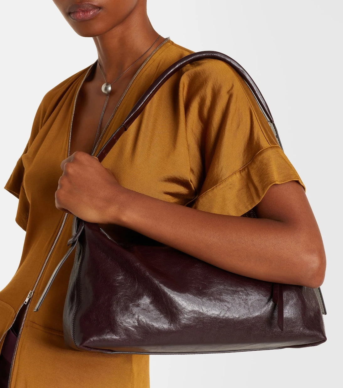 Lemaire - Small belted leather shoulder bag