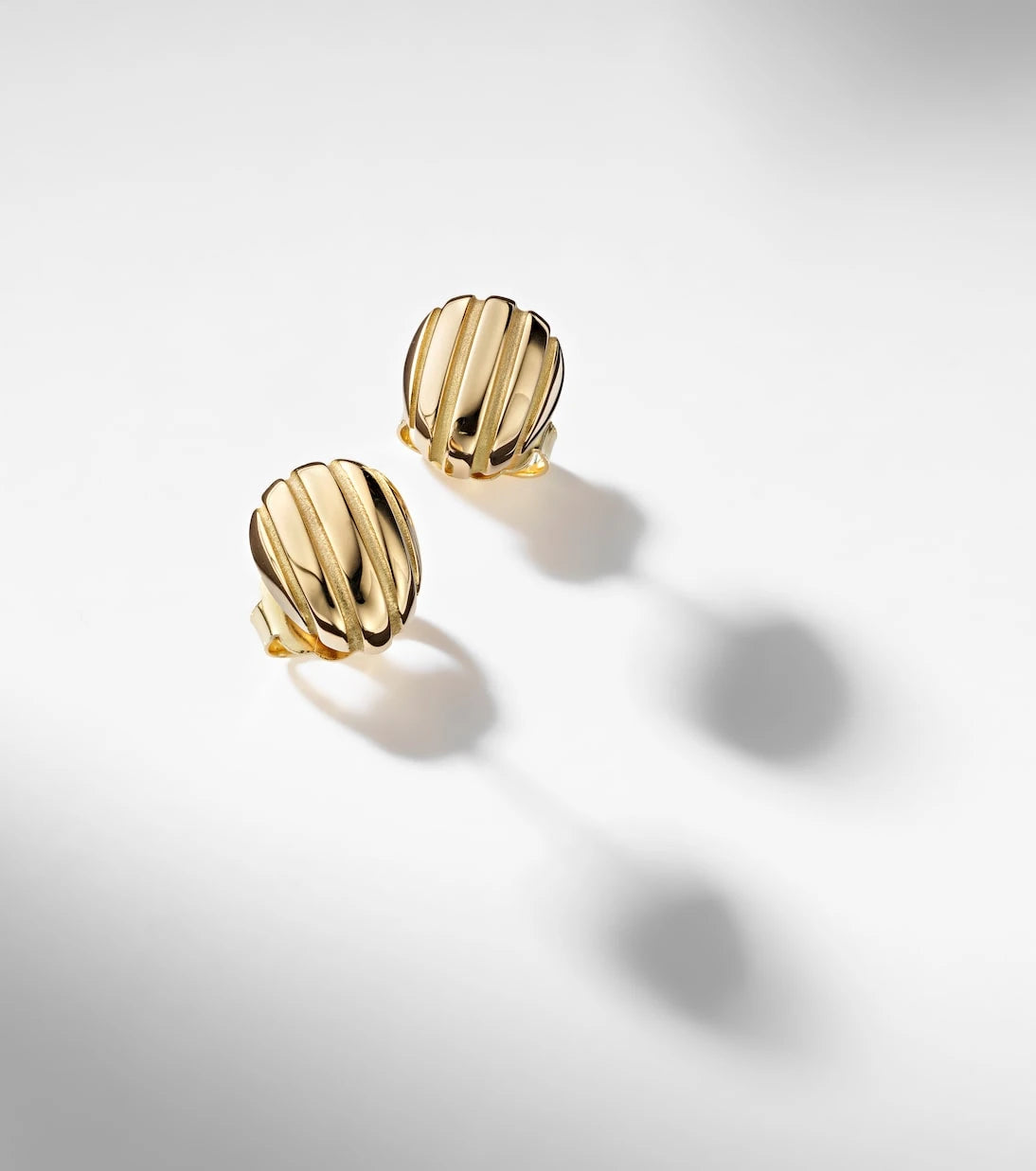 Pamela Zamore - Eos 18kt gold earrings
