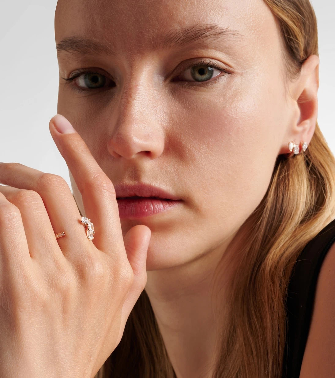 Repossi - Serti Sur Vide 18kt rose gold ring with diamonds